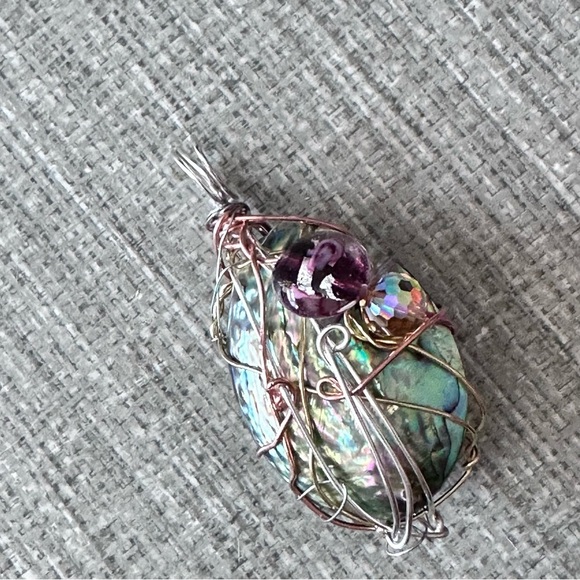 Iridescent Abalone shell Pendant Beaded Accent Artisan Wire-Wrapped Necklace - Picture 5 of 9